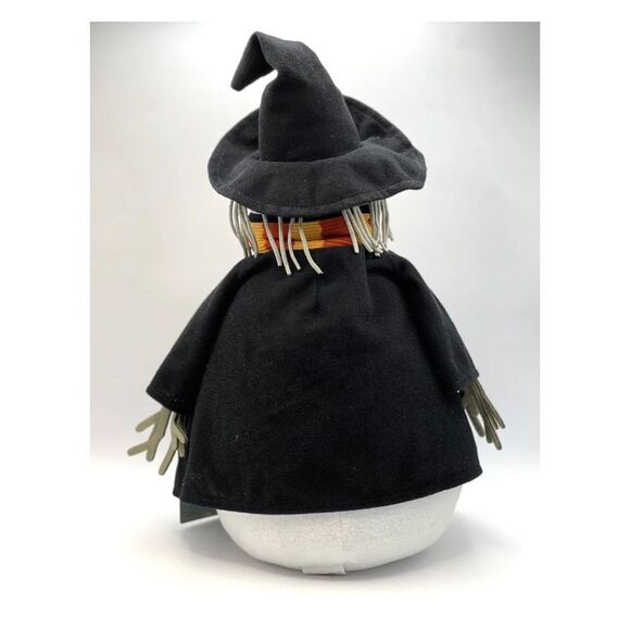 Universal‎ Studios Wizarding World of Harry Potter Hogsmeade Snowman Plus… - Picture 4 of 6